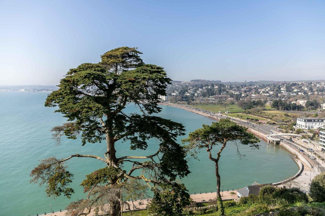 Wellswood Apartment - Sunny Apartment With Stunning Sea Views And Private Balcony トーキー エクステリア 写真